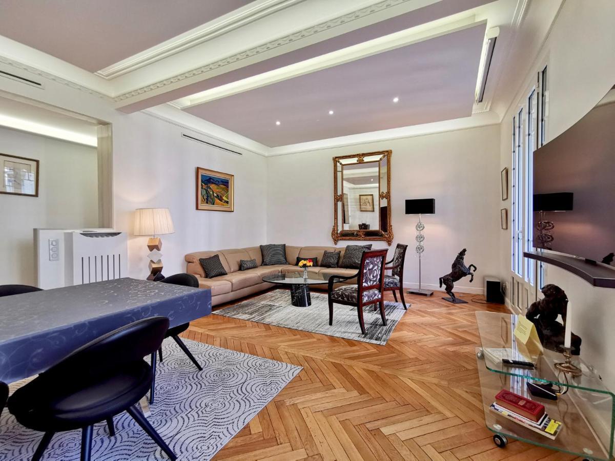 Апартаменти Luxury Baquis Ніцца Екстер'єр фото